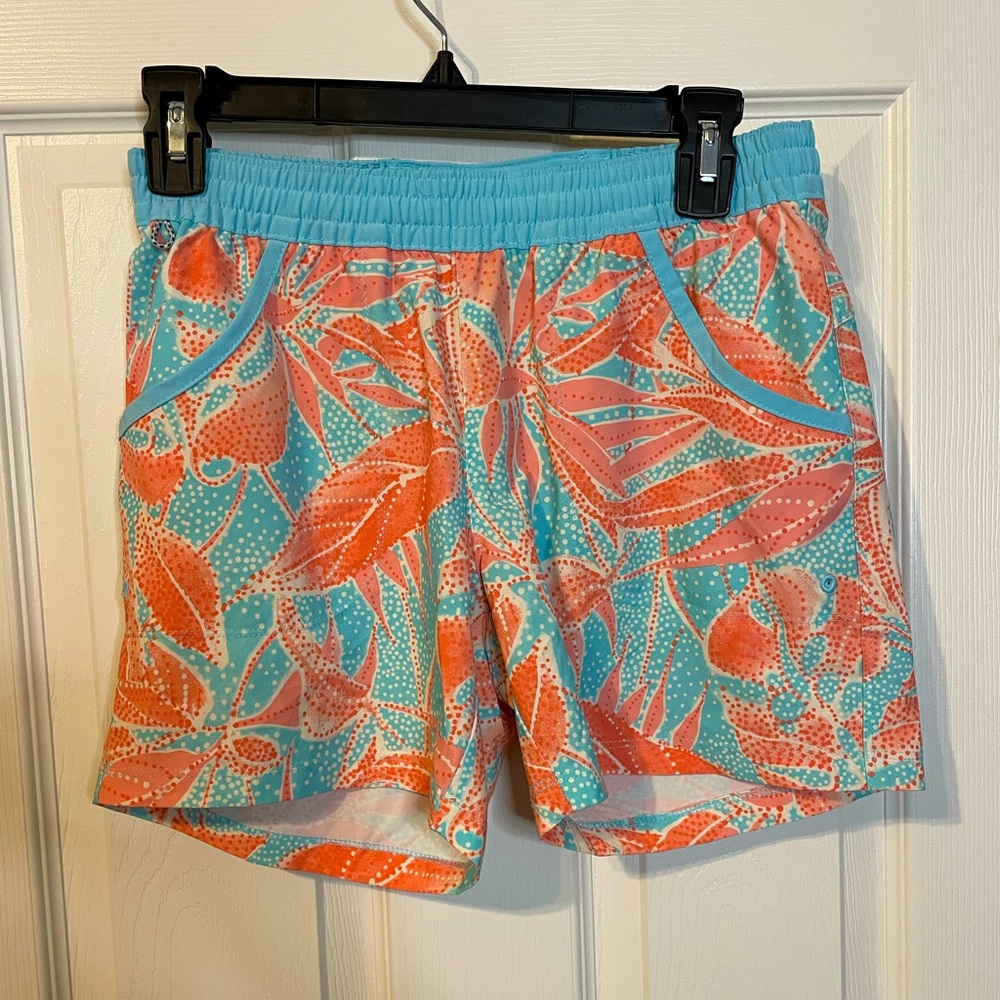 Columbia PFG blue / peach lightweight shorts w/ botanical pattern woman’s sz XS